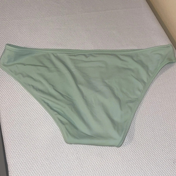 Shade & shore women’s bikini bottom Large 12 14 bathing suit light green - Picture 3 of 5